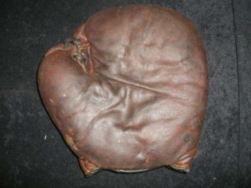 Grommet Web Basemitt Front